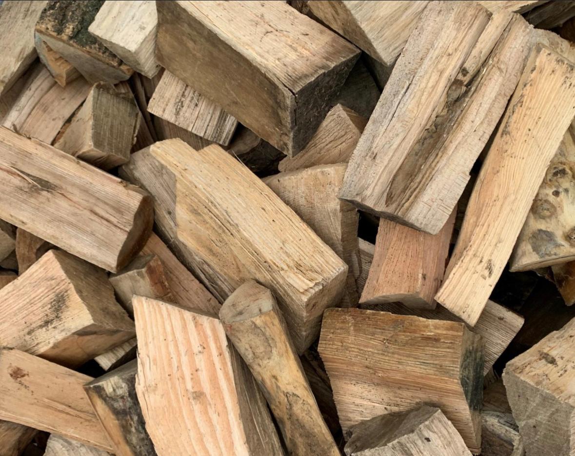 Split Seasoned Hardwood (firewood)